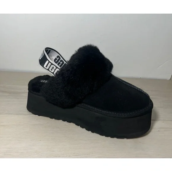 UGG Funkette Women’s Black Fluff Platform Shoes SZ 9 - Picture 5 of 9